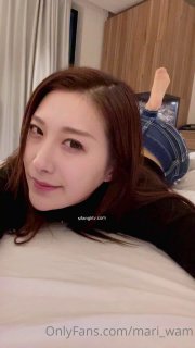 王晶导演的三级办公室伸进衣服里吃奶捏胸JDBC059 邻居姐姐来我家当家教